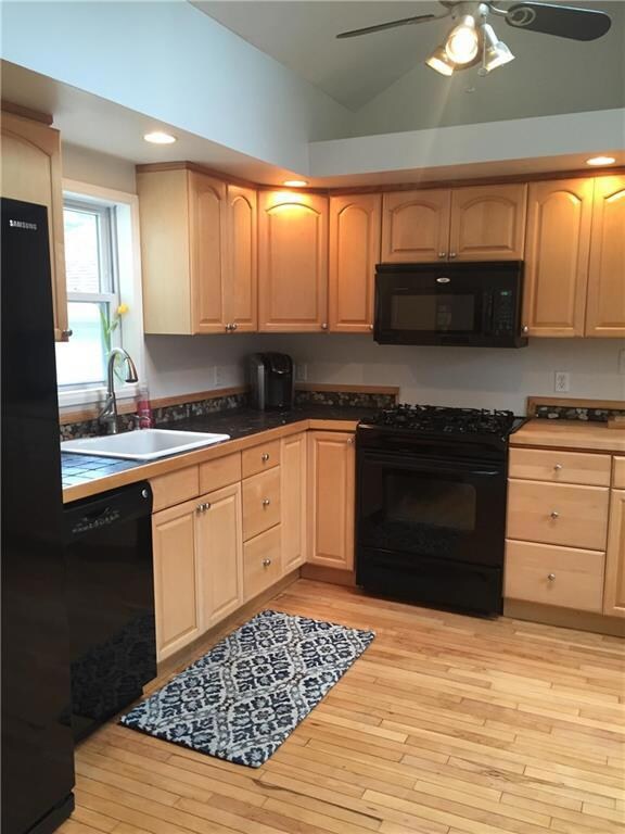 190 Pine Point Rd, Scarborough, ME 04074 - photo 5