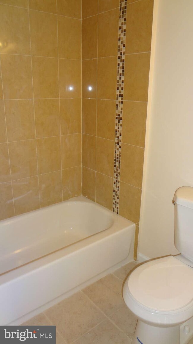 522 N Collington Ave, Baltimore, MD 21205 - photo 6