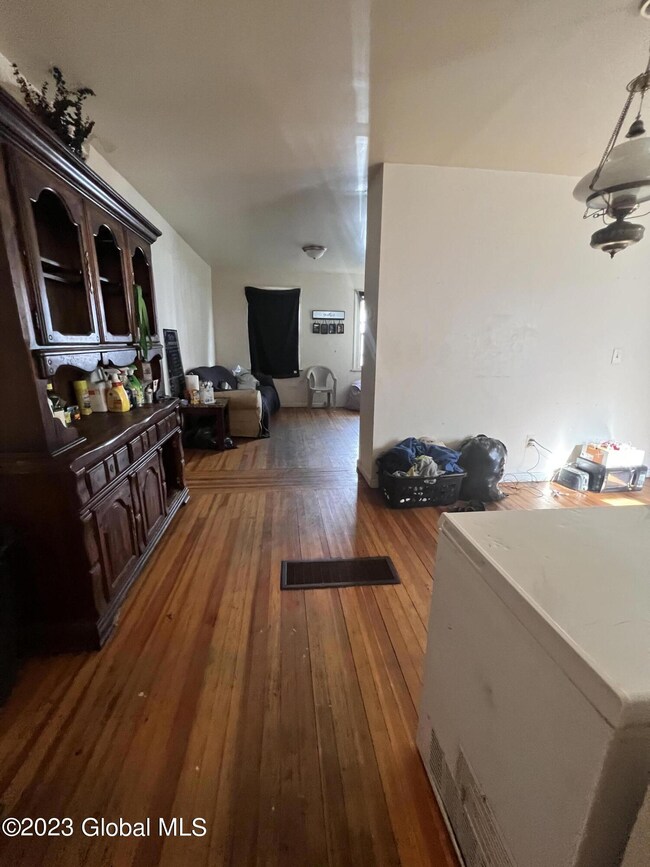 416 Elk St, Albany, NY 12206 - photo 5