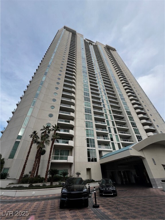 2777 Paradise Rd unit 205, Las Vegas, NV 89109 - photo 2