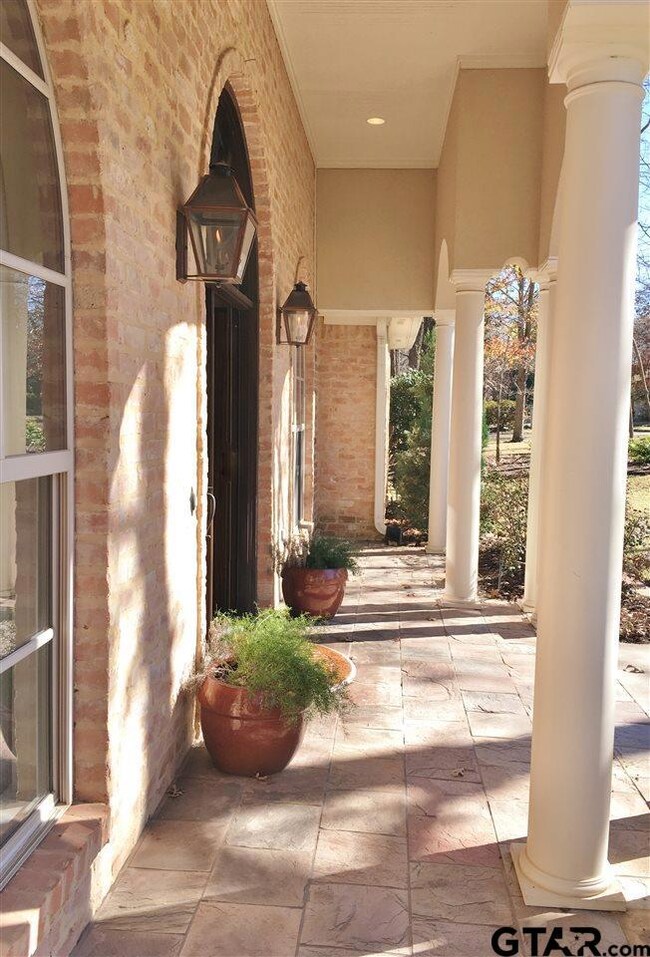 4055 4055 Stonegate Blvd, Tyler, TX 75703 - photo 3