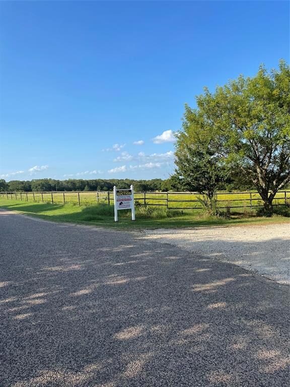 2436 C Brumelow Rd, Whitesboro, TX 76273 - photo 5