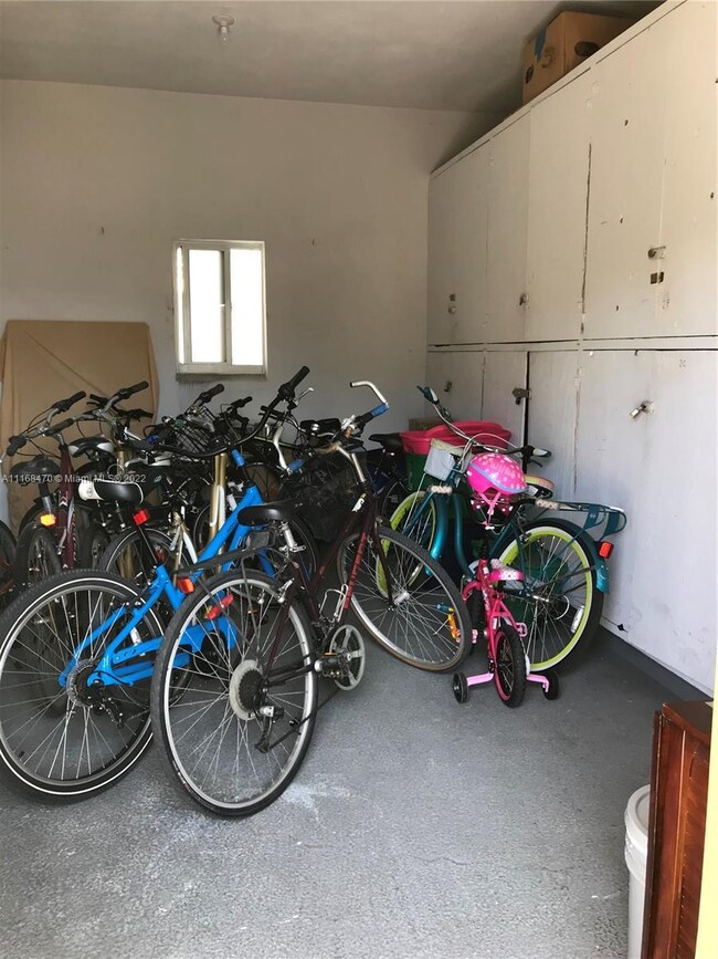 Storage roomStorage space unit