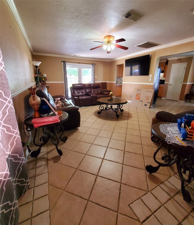 6210 Sutton Meadows Dr, Houston, TX 77086 - photo 7