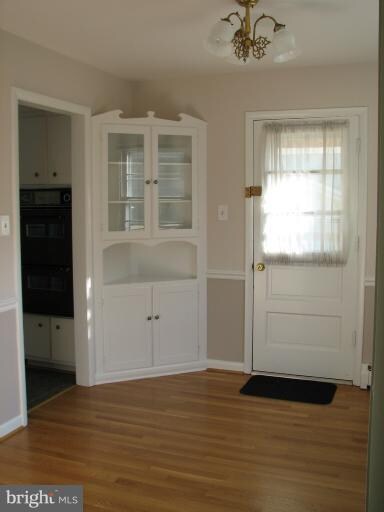 2219 Great Falls St, Falls Church, VA 22046 - photo 2