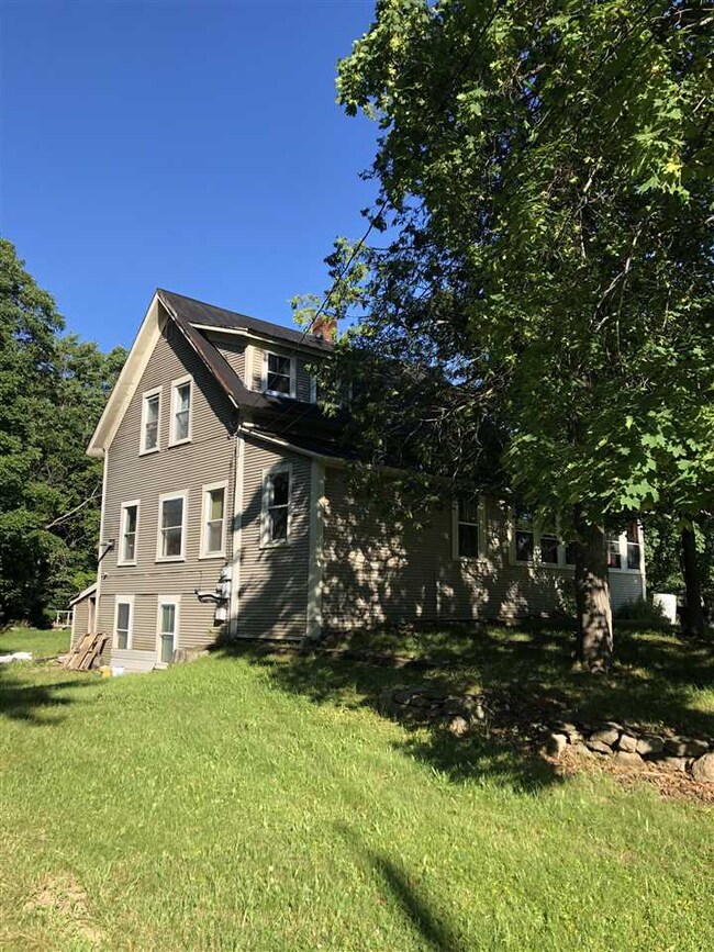 29 Church St, Sanbornville, NH 03872 - photo 3