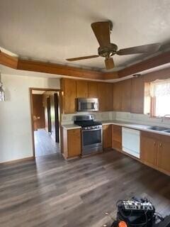 719 W Elm St, Ogden, IA 50212 - photo 2