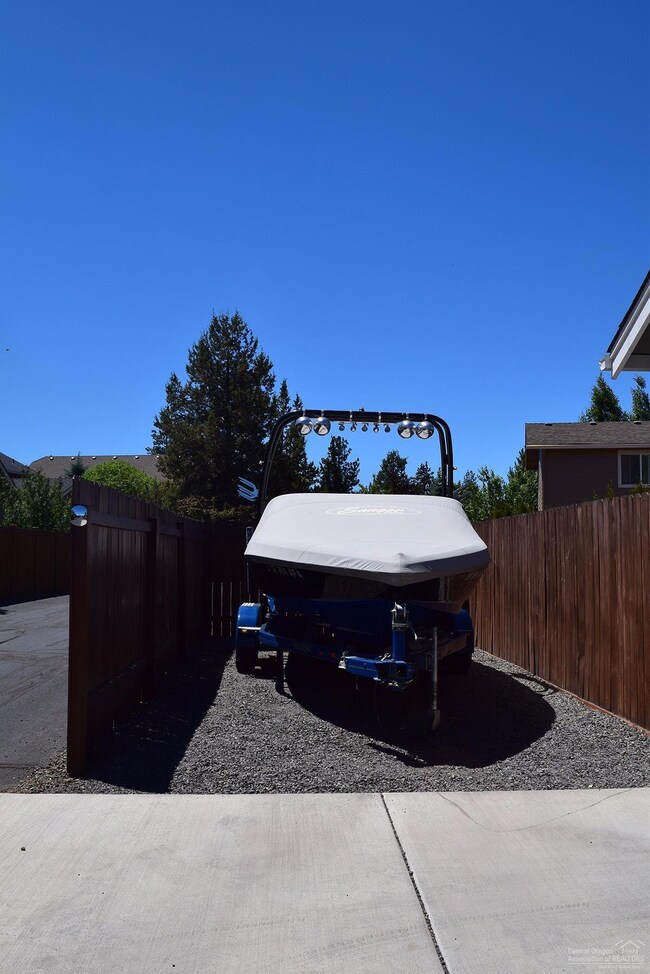 20405 Penhollow Ln, Bend, OR 97702 - photo 4