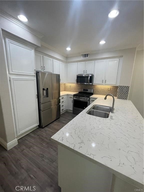 7701 Chambray Place unit 3, Rancho Cucamonga, CA 91739 - photo 4