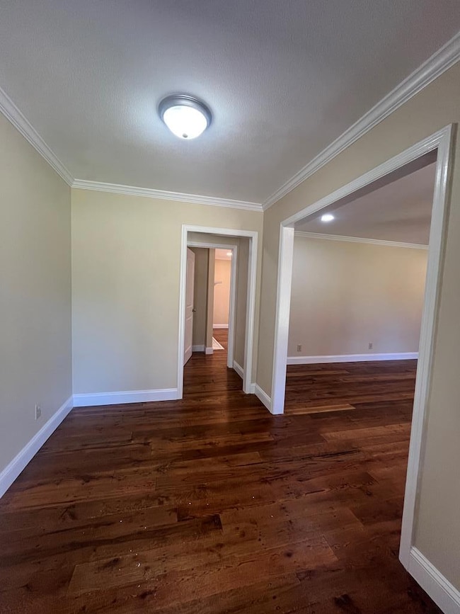 422 Dunbar Ln, Albany, GA 31701 - photo 2