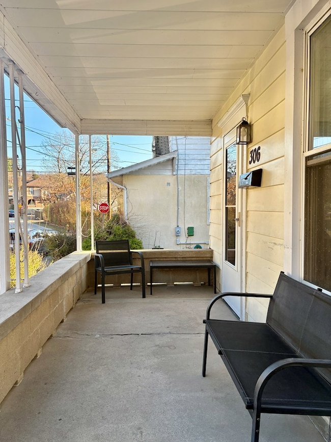 306 Jones St, Wheeling, WV 26003 - photo 2