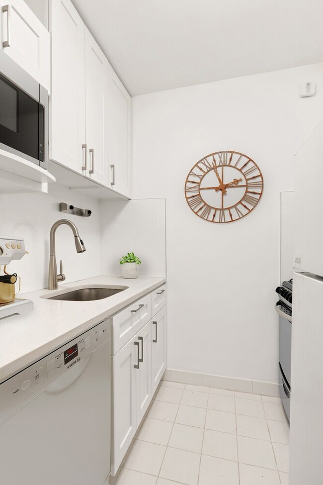 The Vanderbilt Condominium unit 4J, New York, NY 10016 - photo 5