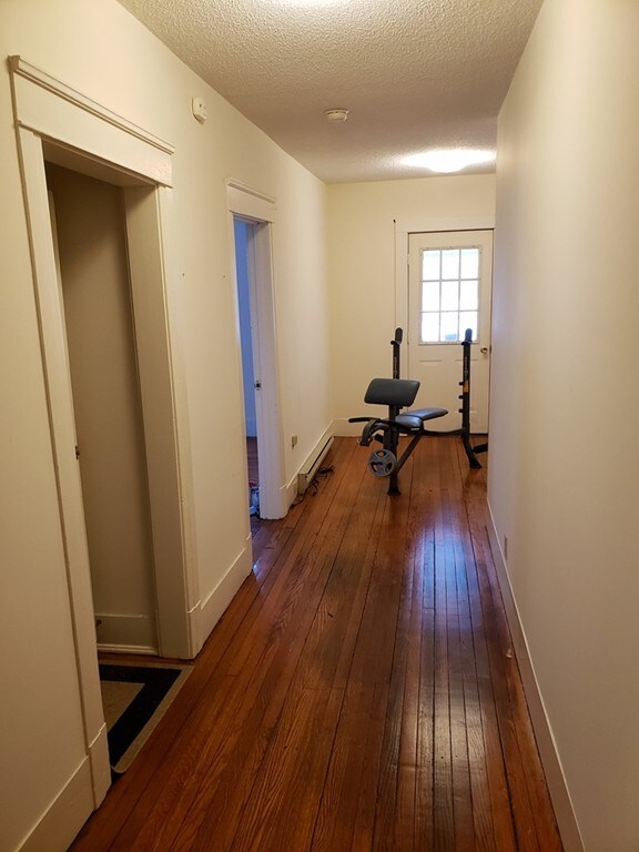 27 Hooker Ave unit D, Northampton, MA 01060 - photo 3