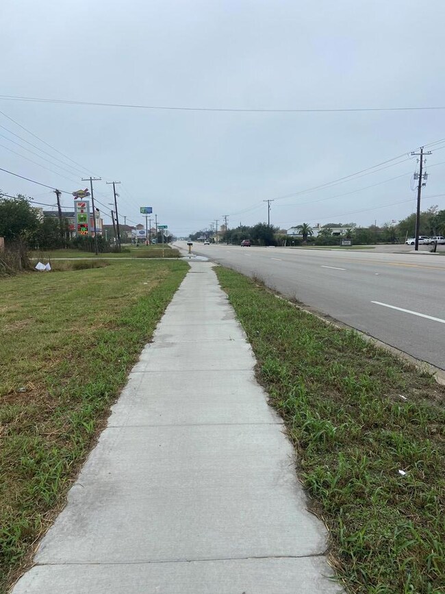 0 7th St W unit 778256, Bay City, TX 77414 - photo 3