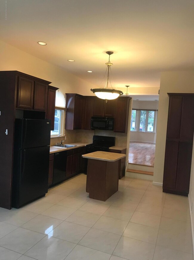 6 Pleasant Plains Ave. First Floor Kitch