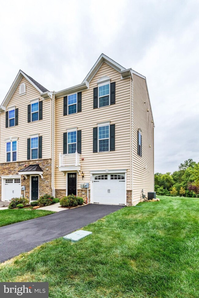 244 Macdonald Ave, Wyncote, PA 19095 - photo 2