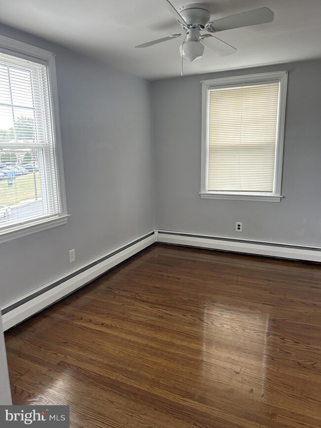 1 Stratford Rd, Glenolden, PA 19036 - photo 6