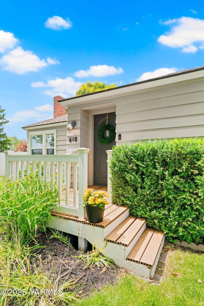 618 Pickens Rd-6