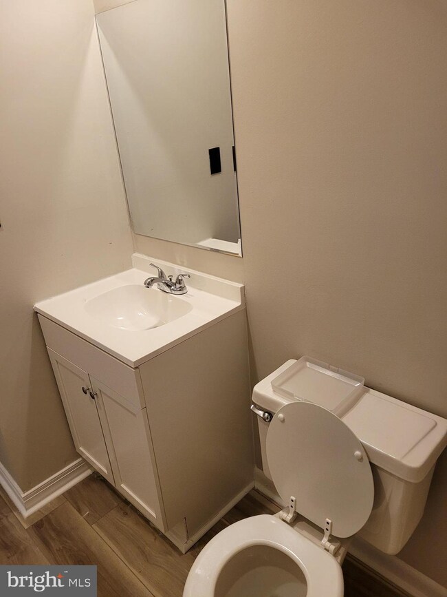 305 Crim Dr, Strasburg, VA 22657 - photo 7