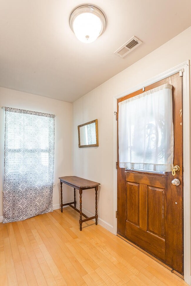 184 Tompkins Alley, Dalton, GA 30721 - photo 5