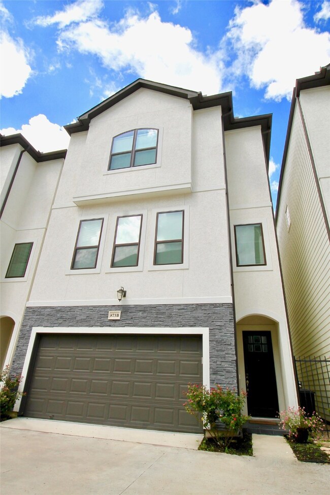 873 Wakefield Dr unit B, Houston, TX 77018 - photo 3