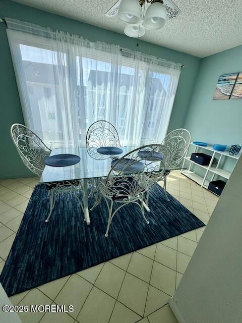 4206 dinig table IMG_2514