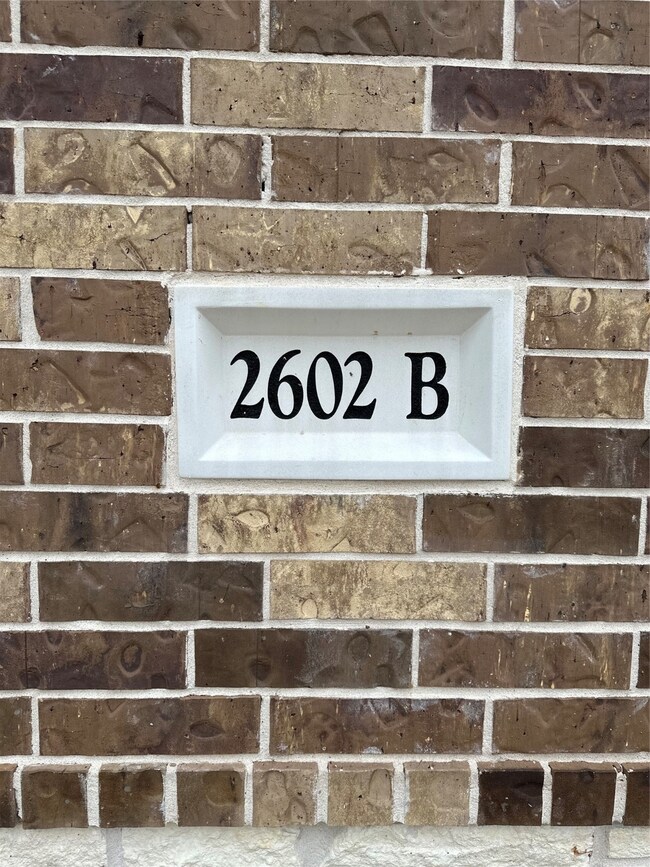 2614 Appian Way unit 2602 B, Roman Forest, TX 77357 - photo 2