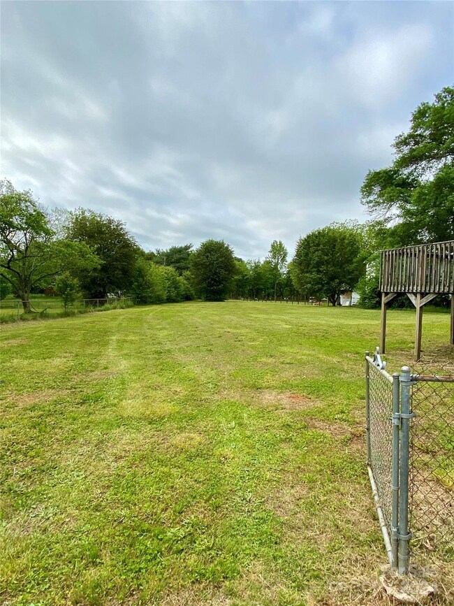 104 Dyer Dr, Shelby, NC 28152 - photo 3