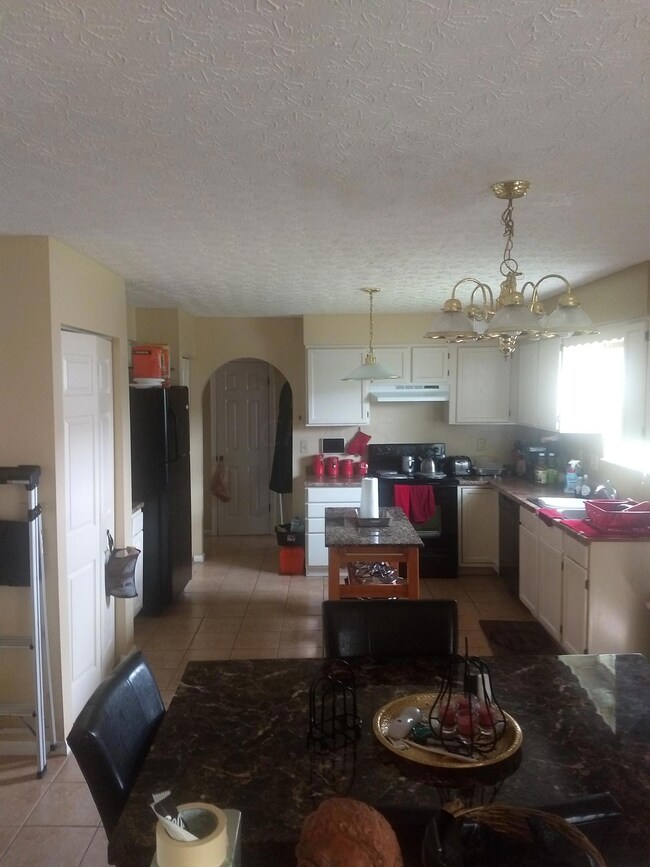 3246 Bonus Dr, Columbus, OH 43232 - photo 7