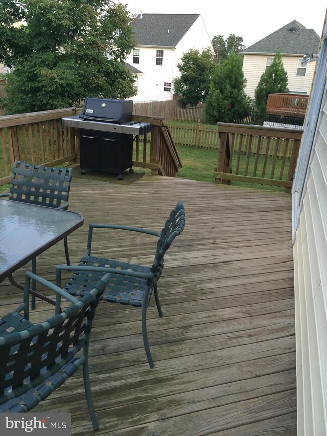 12809 Oriley Ct, Manassas, VA 20112 - photo 4