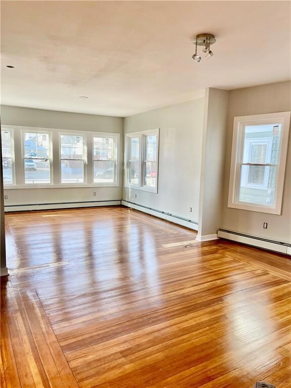 948 Narragansett Blvd, Providence, RI 02905 - photo 5