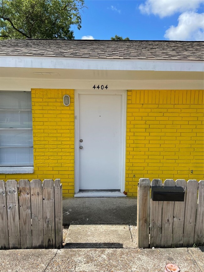 4404 Tampico St, Houston, TX 77016 - photo 6