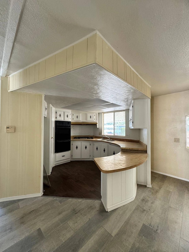 142 Oregon Trail, Palm Springs, CA 92262 - photo 4