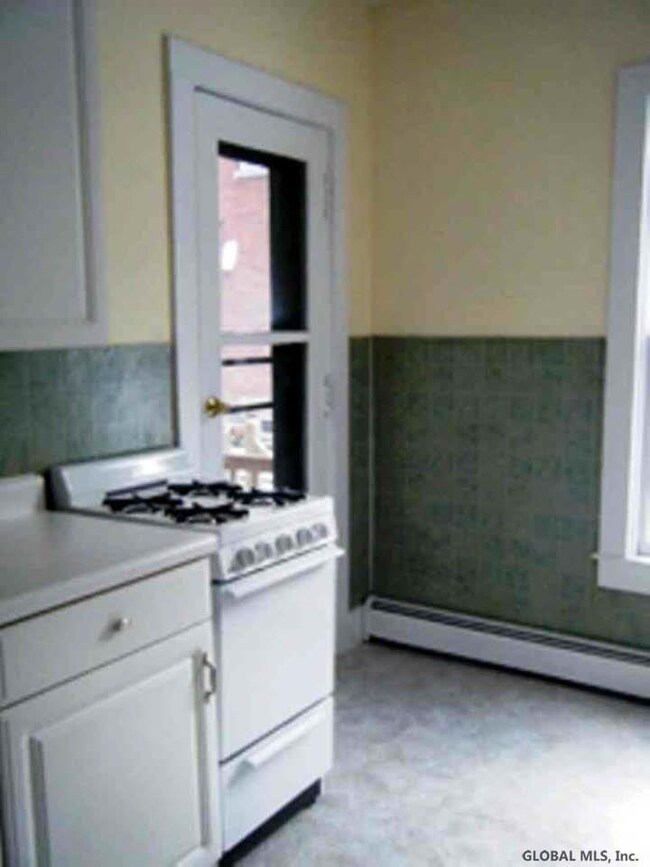 214 South St, Glens Falls, NY 12801 - photo 6