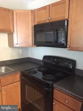 11458 Stoney Point Place, Germantown, MD 20876 - photo 4