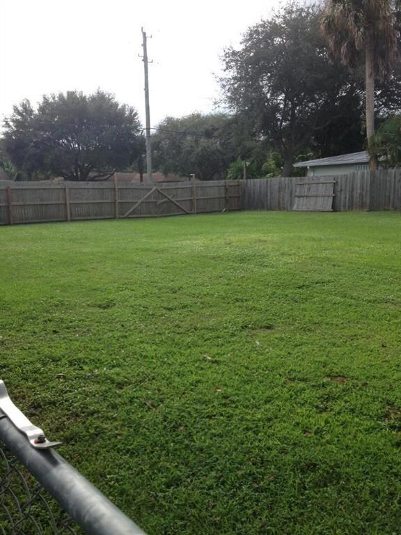side yard