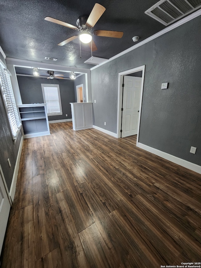 930 E Grayson St unit 4, San Antonio, TX 78208 - photo 2