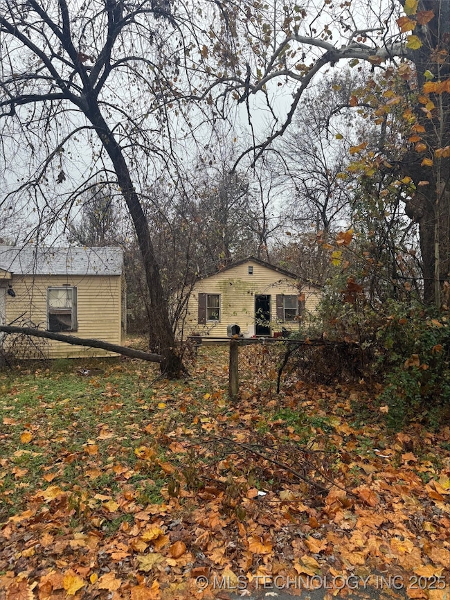 5126 W 3rd St, Tulsa, OK 74127 - photo 2