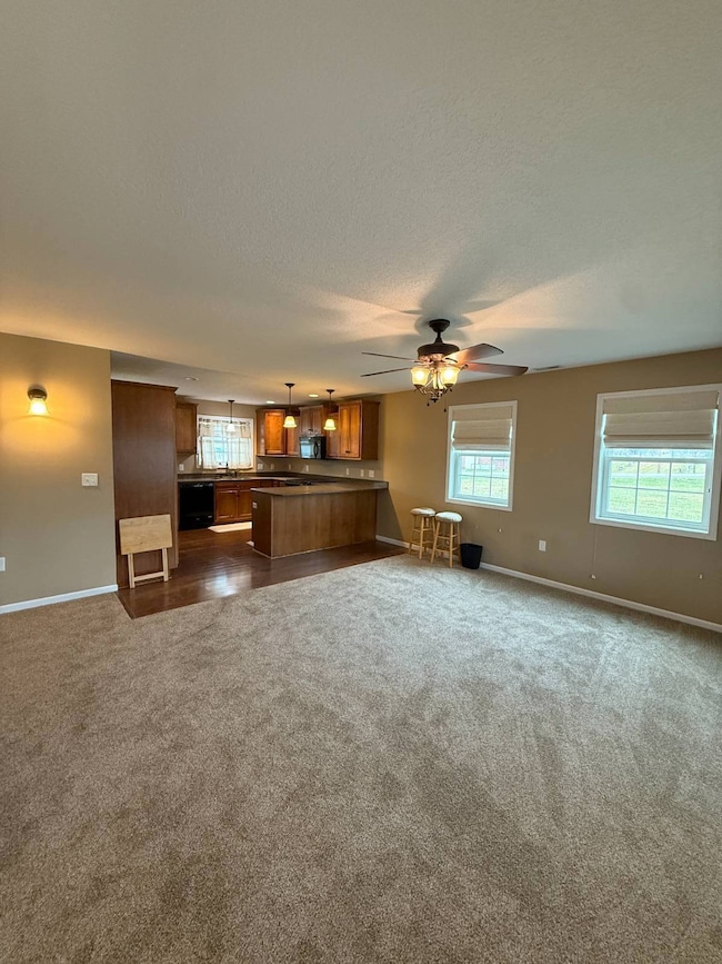 404 S Grant St, Mount Ayr, IA 50854 - photo 5