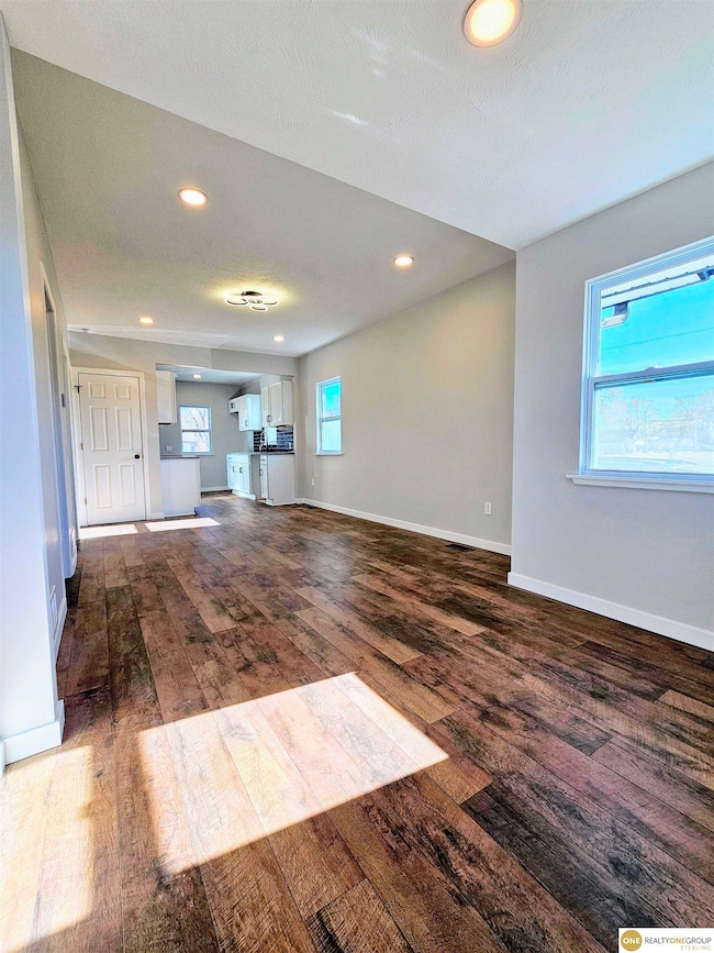 5307 N 16th St, Omaha, NE 68110 - photo 4