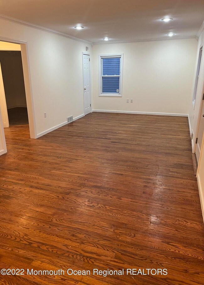 299 Broad St, Matawan, NJ 07747 - photo 4