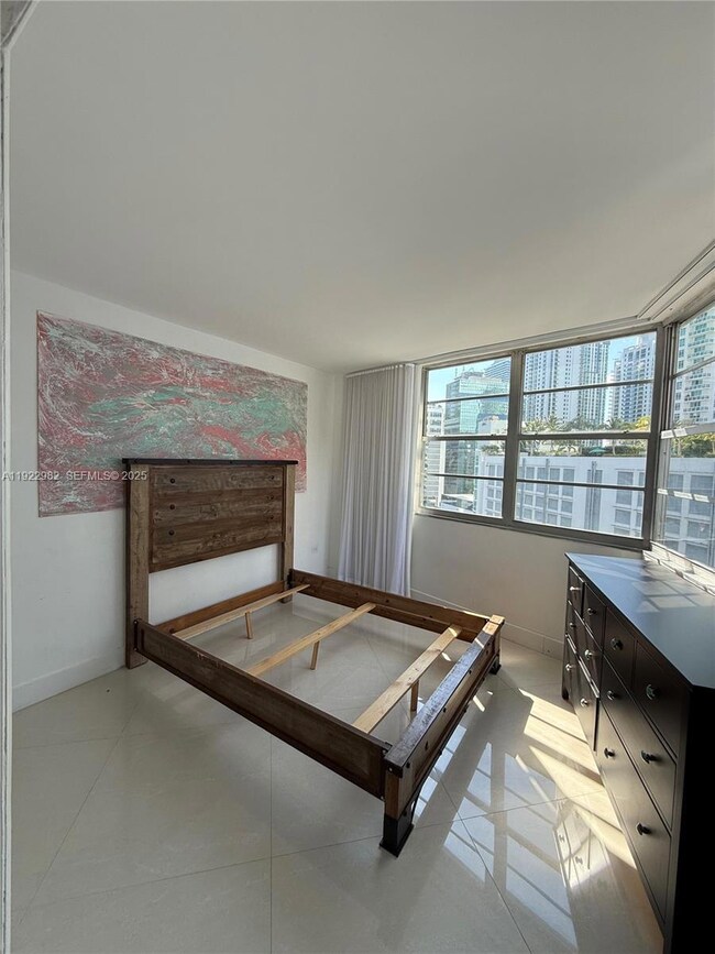 Four Ambassadors Condominiums unit 1151, Miami, FL 33131 - photo 7