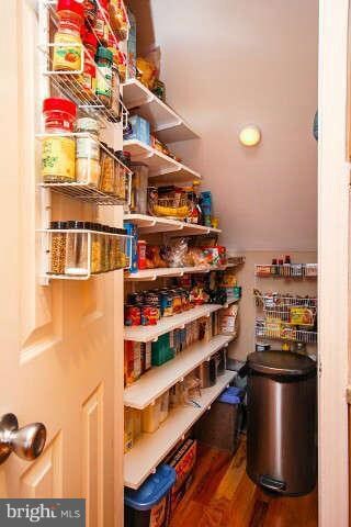 3301 S Wakefield St unit A, Arlington, VA 22206 - photo 7