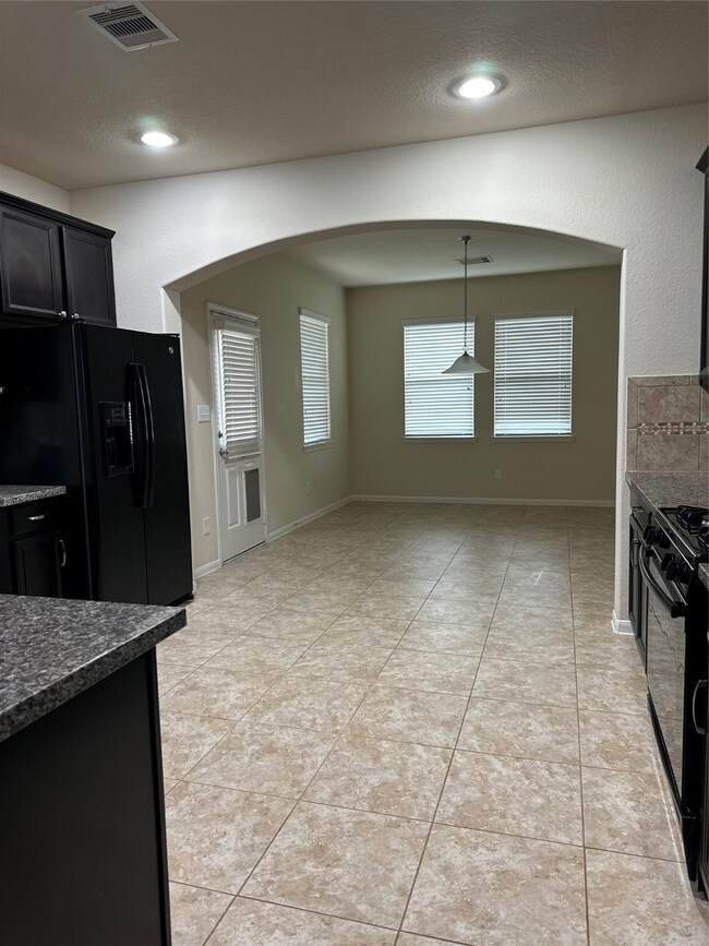 5906 Carnaby Ln, Rosenberg, TX 77471 - photo 7