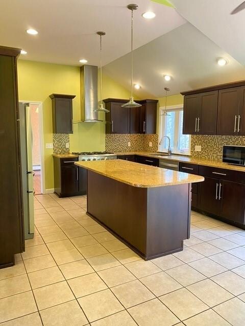 24 W View Dr, Coventry, RI 02816 - photo 3