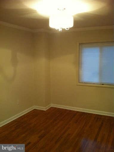 908 Hilltop Terrace SE, Washington, DC 20019 - photo 5