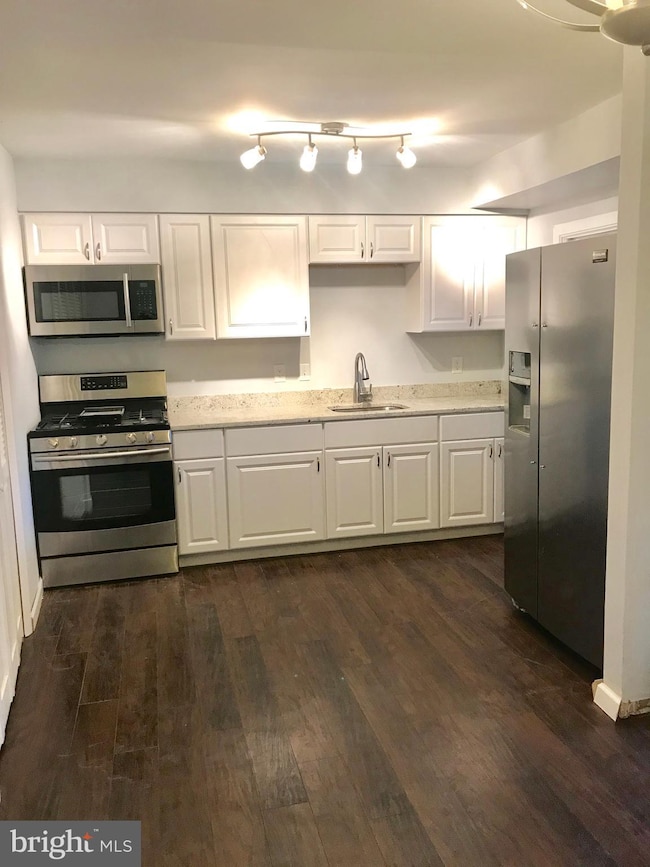 6901 Forest Terrace, Hyattsville, MD 20785 - photo 5