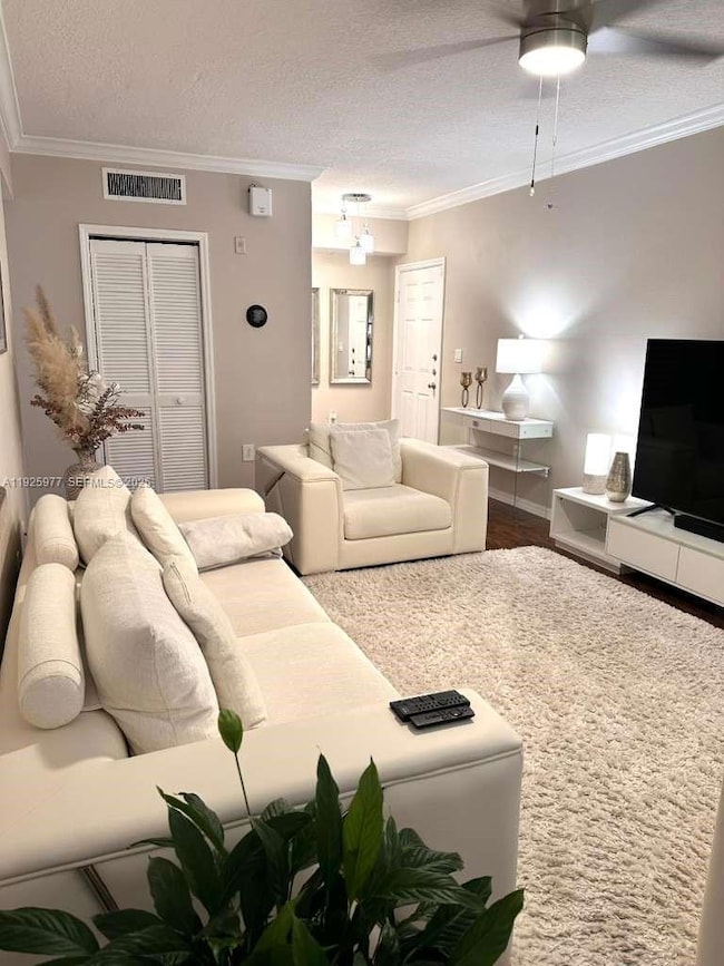 220 SW 116th Ave unit 15201, Pembroke Pines, FL 33025 - photo 4