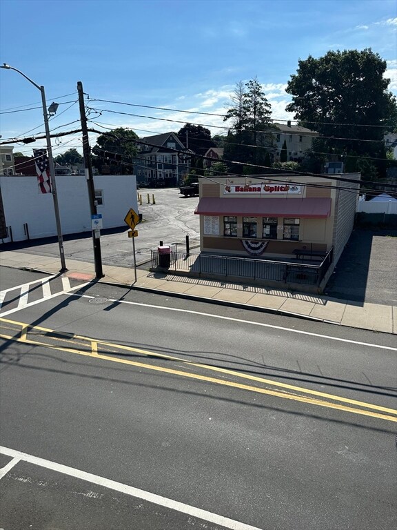 529 Lincoln Ave unit 2, Saugus, MA 01906 - photo 2