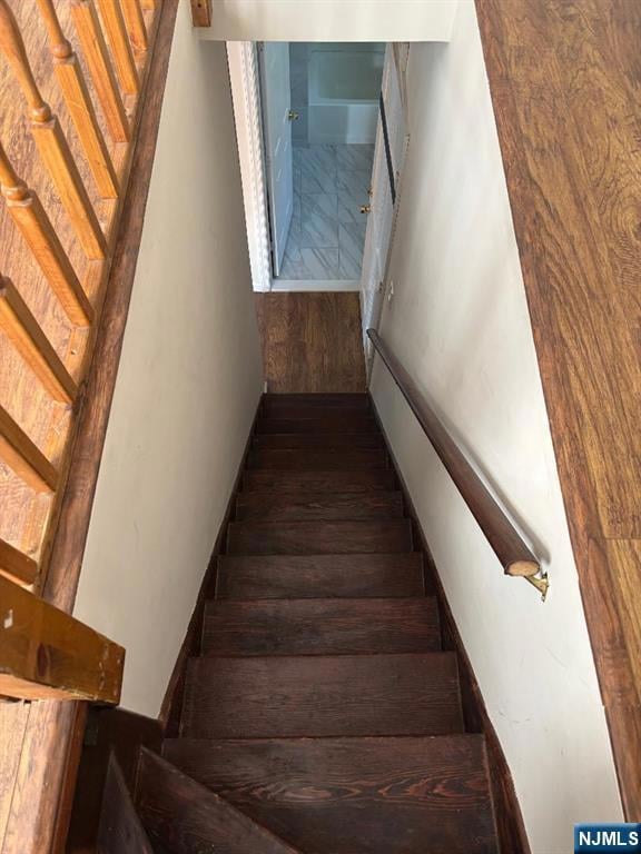 476 Washington Ave unit 2, Hackensack, NJ 07601 - photo 4